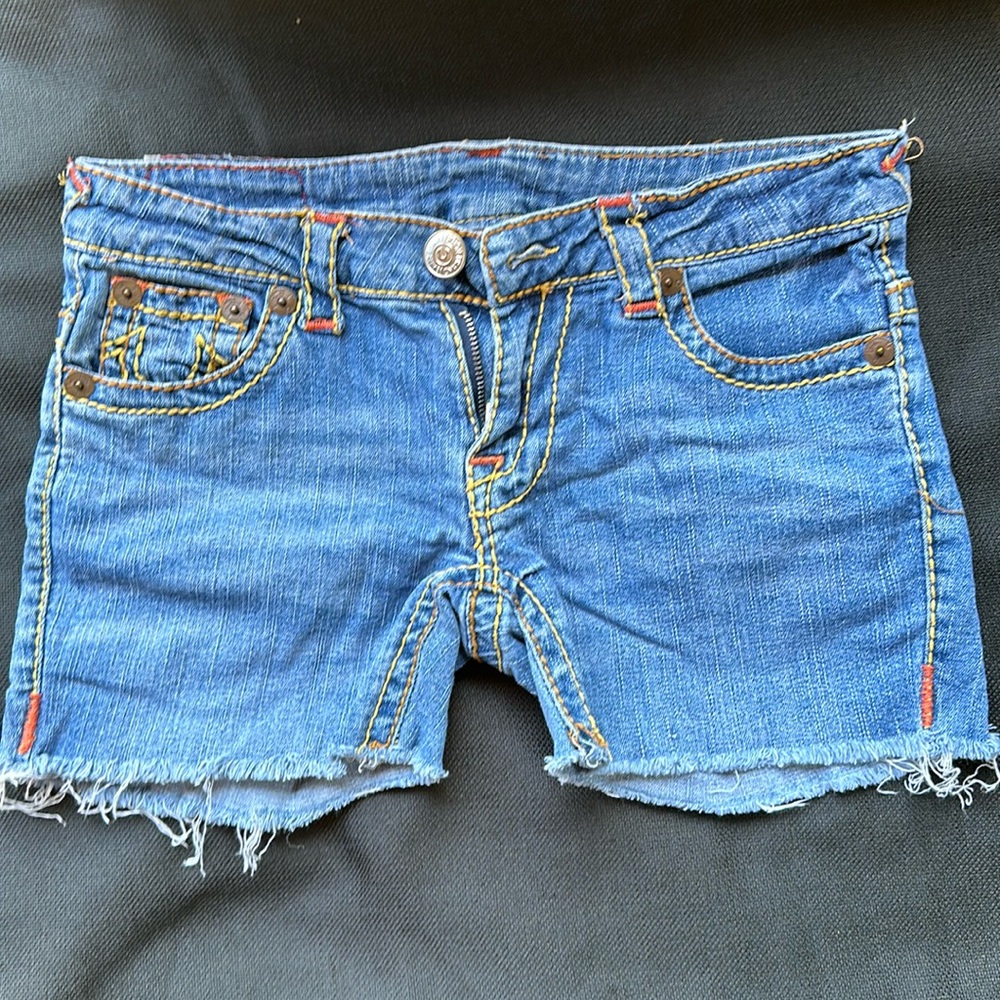 True Religion 5" cut off shorts with frayed hems, size 28